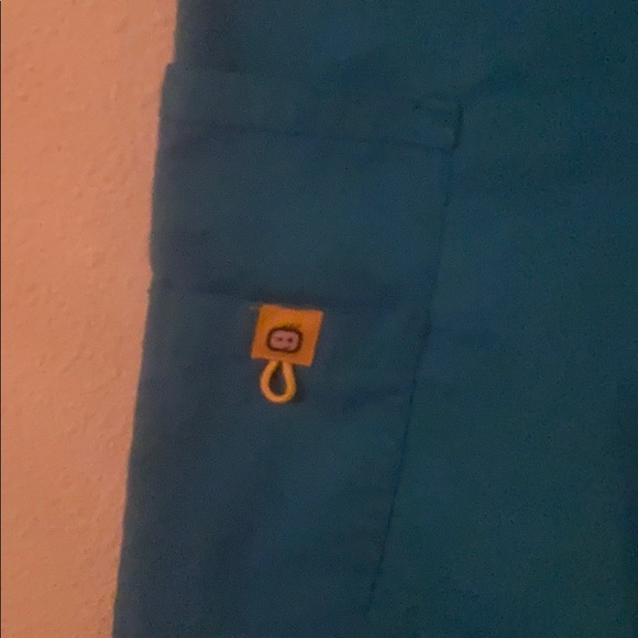 Uniform set - Picture 4 of 4